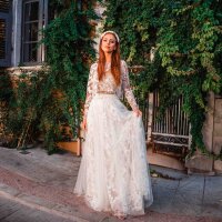 Bridal Top JULIE in embroidered floral lace