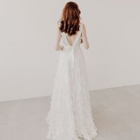 Bridal skirt ROSIE in 3d flower lace l silk satin